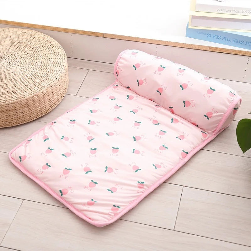 The Dog Mat Cooling Summer Pad - Keeping Your Pet Cool and Dry.
